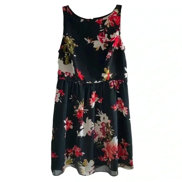 LOFT Dresses & Skirts - LOFT Petite Black Floral A-Line Sleeveless Dress